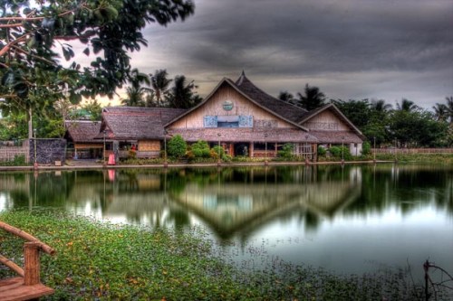 IMG_7605_6_7_8_9_tonemapped